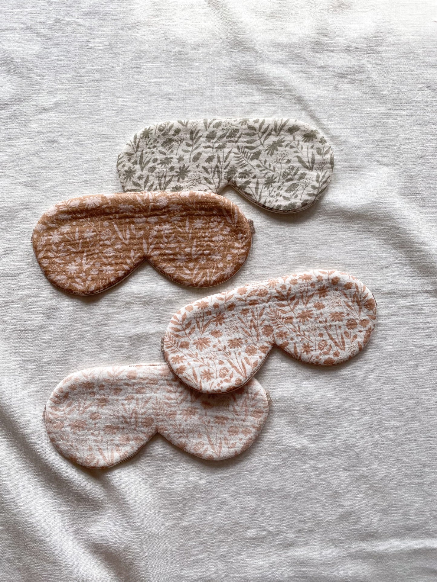 Load image into Gallery viewer, Cotton sleep masks / wildflowers
