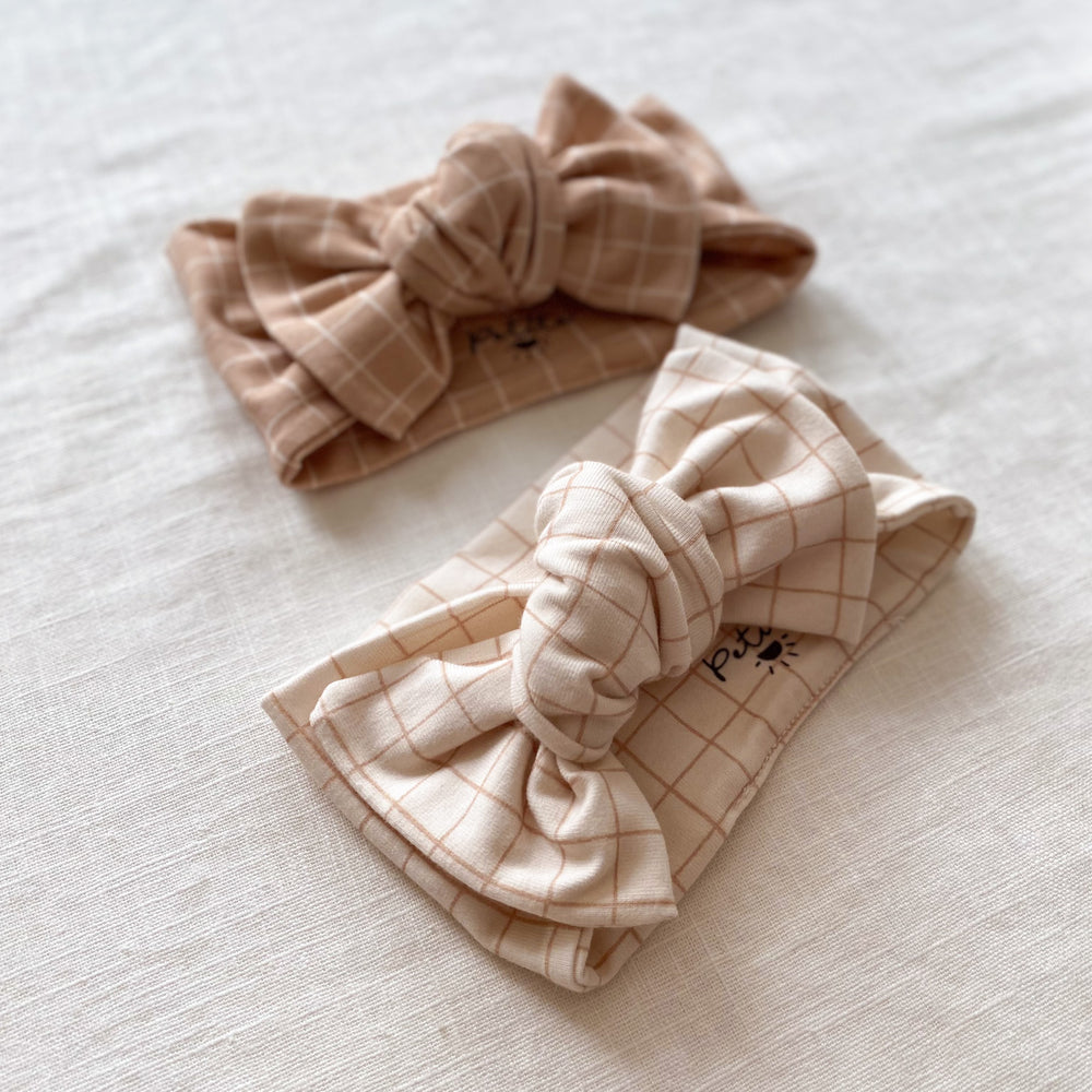 
                      
                        Bow headband / vanilla + caramel
                      
                    