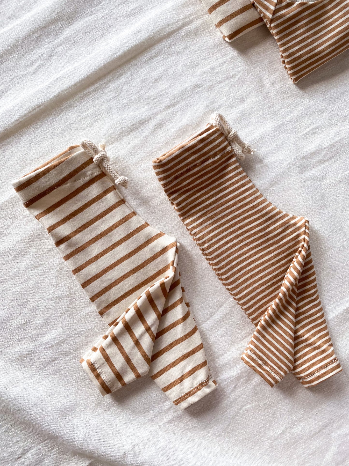 Kids leggings / caramel stripes