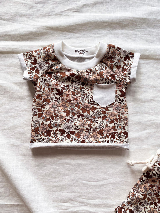 Load image into Gallery viewer, Kids T-shirt / brown floral
