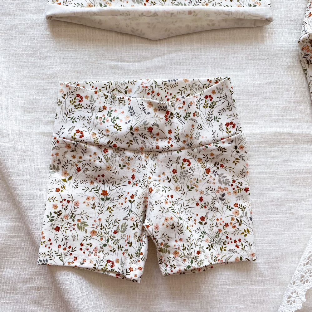 Girly bike shorts / wildflowers