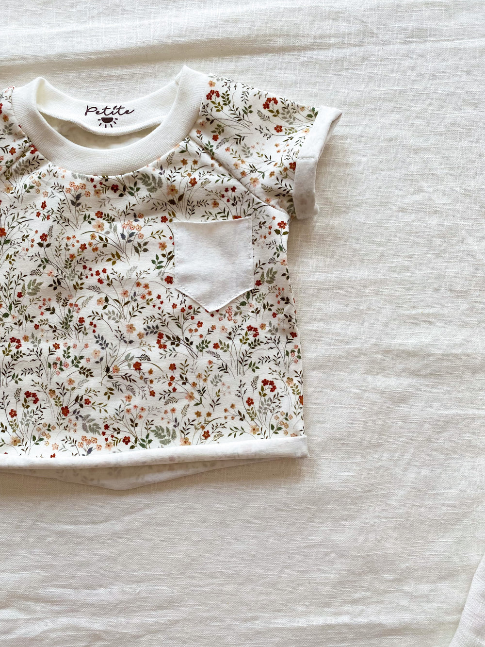 Kids T-shirt / wildflowers