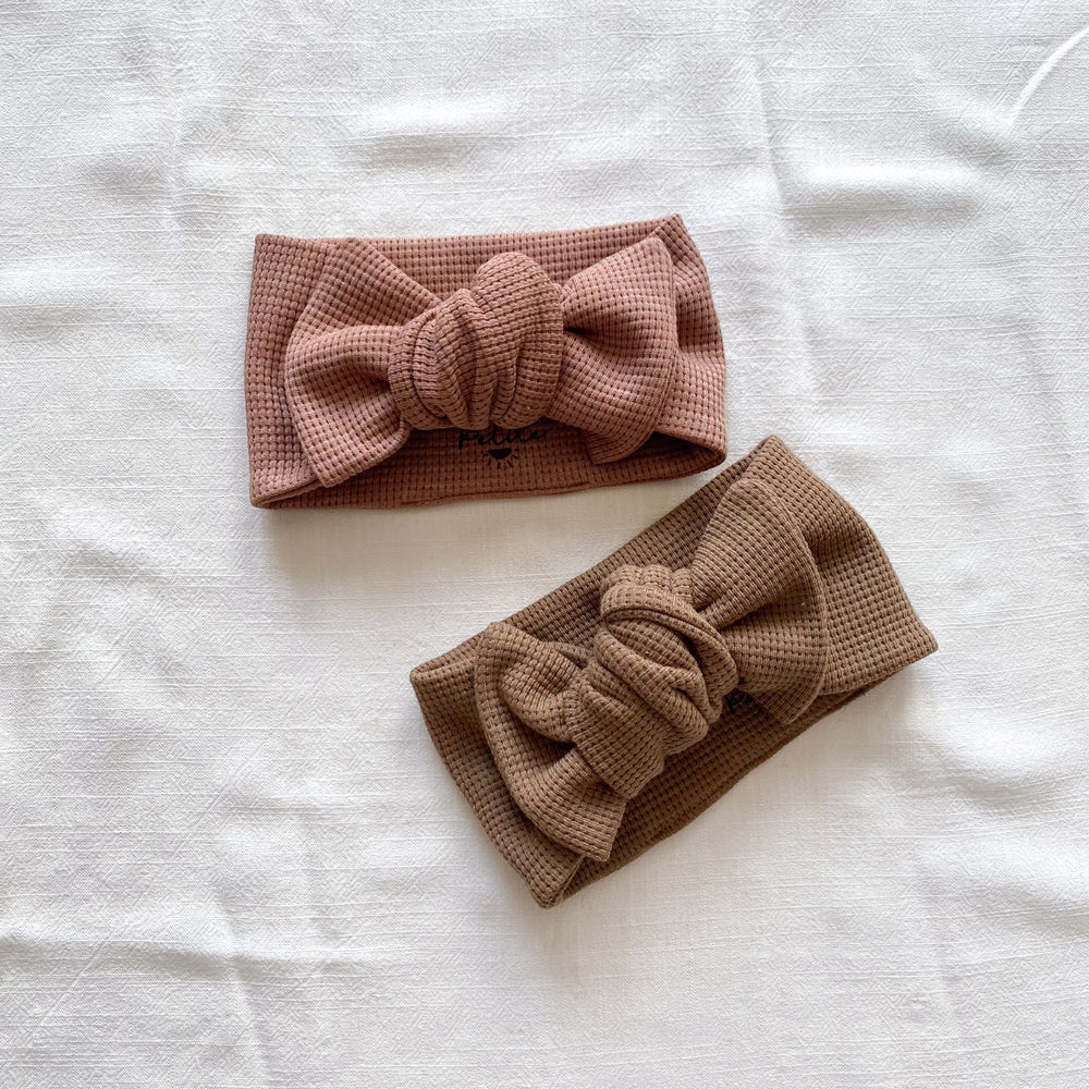 
                      
                        Bow headband / waffle
                      
                    