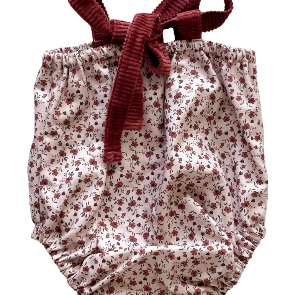 Cotton romper / vintage burgundy flowers