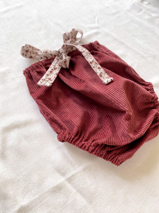 Load image into Gallery viewer, Cotton romper / burgundy corduroy

