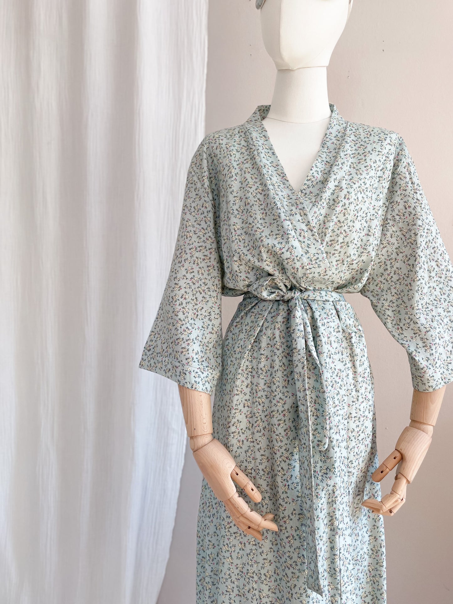 Linen + viscose kimono / little flowers - mint