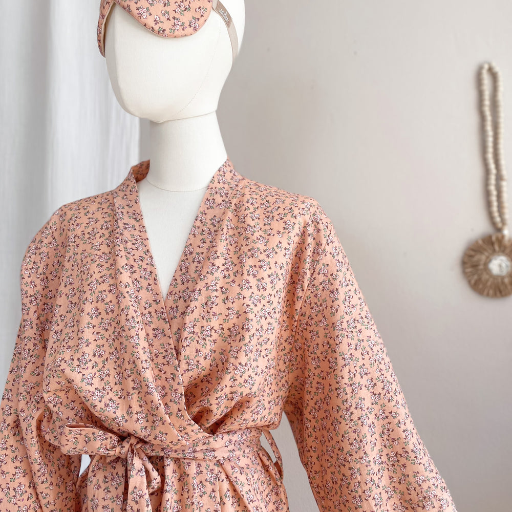 
                      
                        Linen + viscose kimono / little flowers - peach
                      
                    