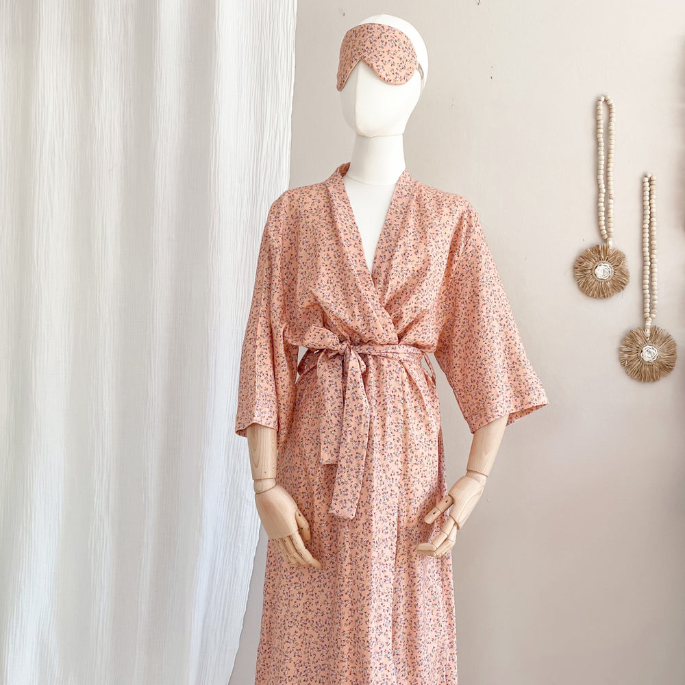 
                      
                        Linen + viscose kimono / little flowers - peach
                      
                    