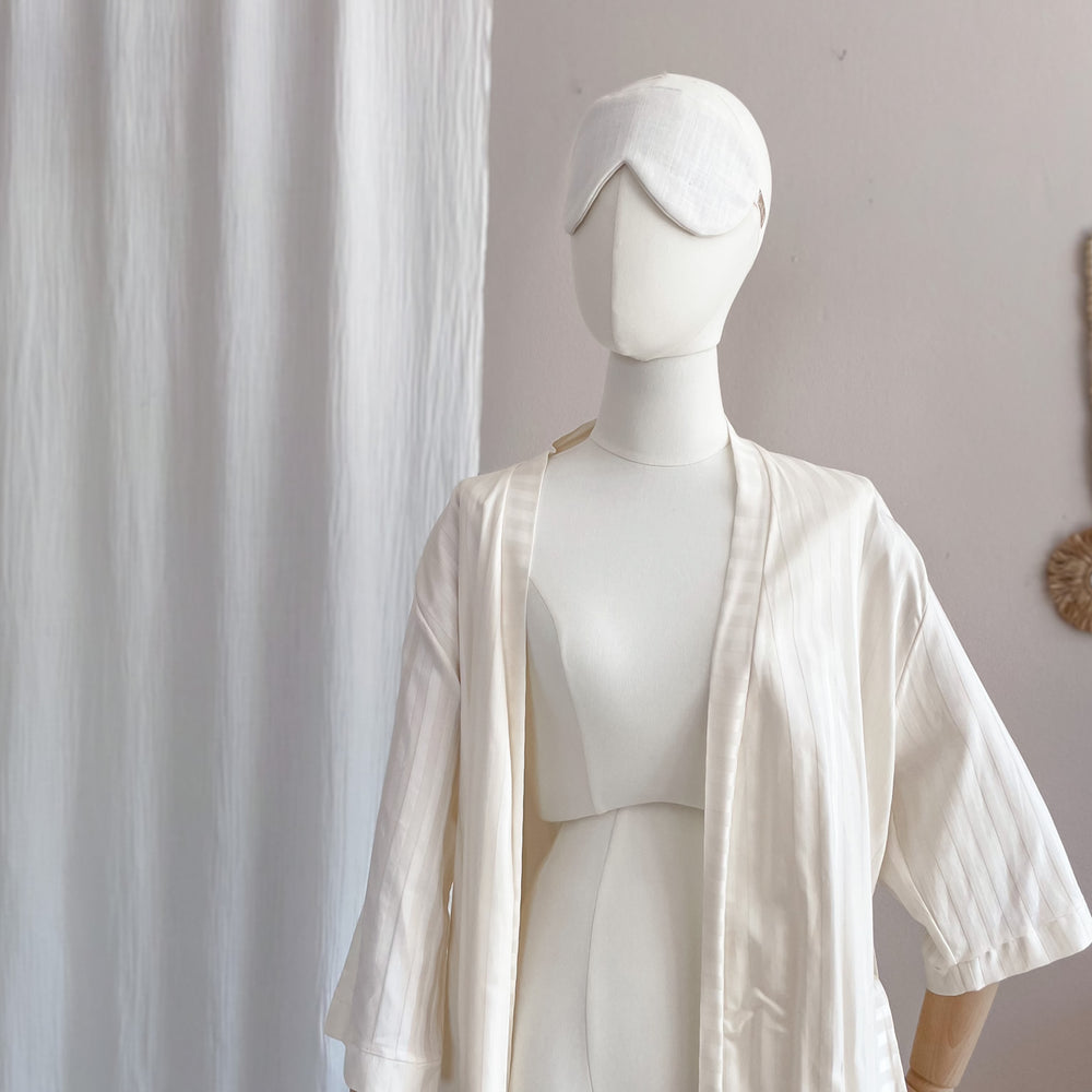 
                      
                        Stripe viscose kimono / ivory
                      
                    