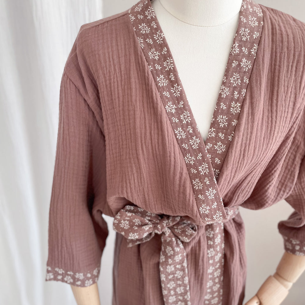 
                      
                        Muslin kimono / dark mauve
                      
                    