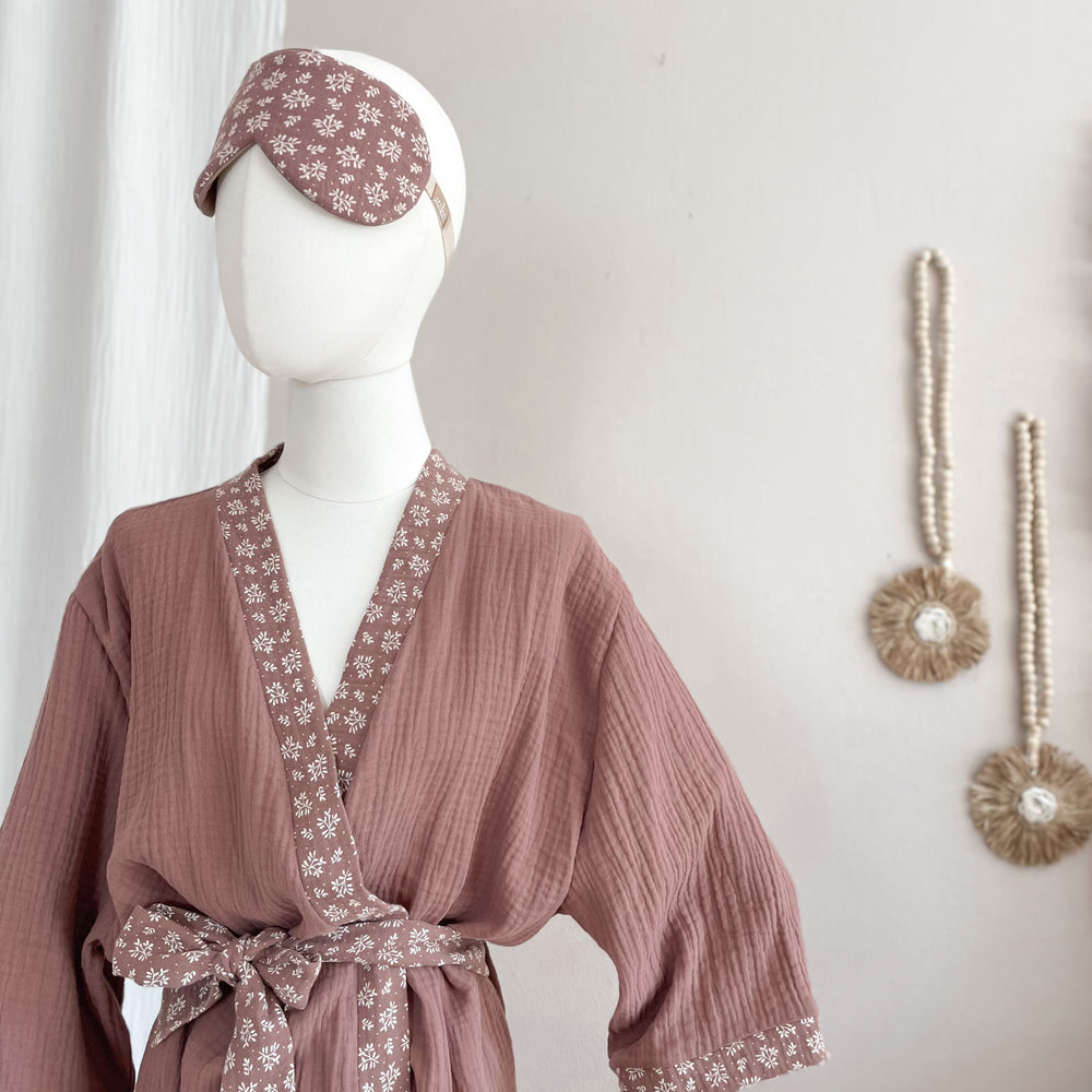 
                      
                        Muslin kimono / dark mauve
                      
                    