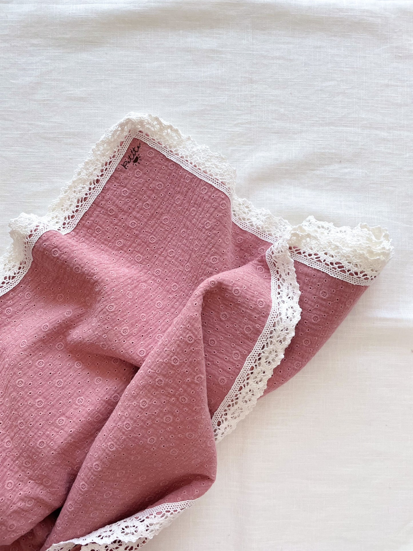 Muslin swaddle blanket / embroidered rose + lace