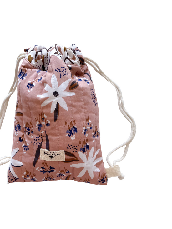 Quilted drawstring backpack / floral rose