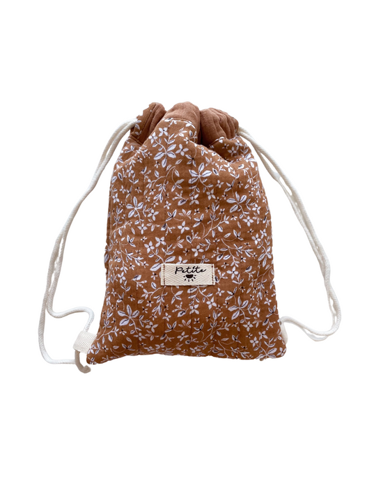 Load image into Gallery viewer, Cotton drawstring backpack / caramel flowers
