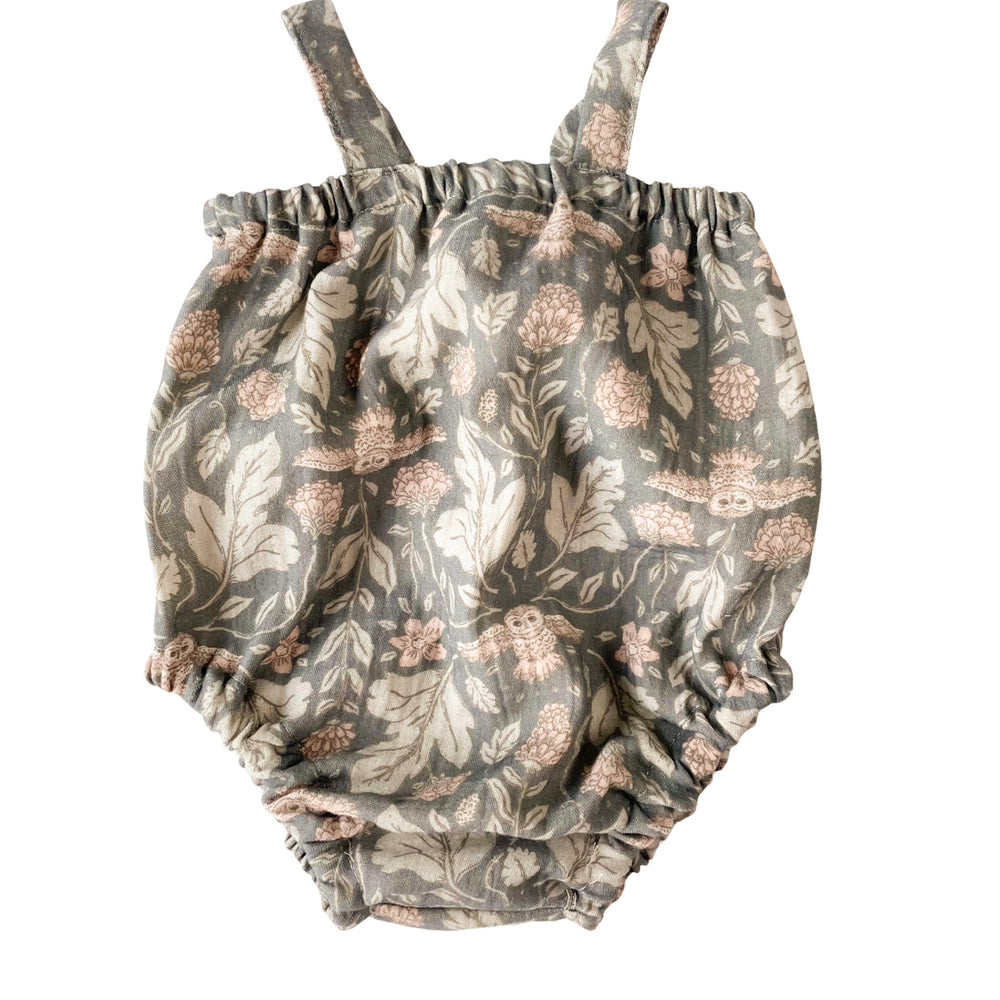 
                      
                        Romper iz muslina / botanical owls - forest green
                      
                    