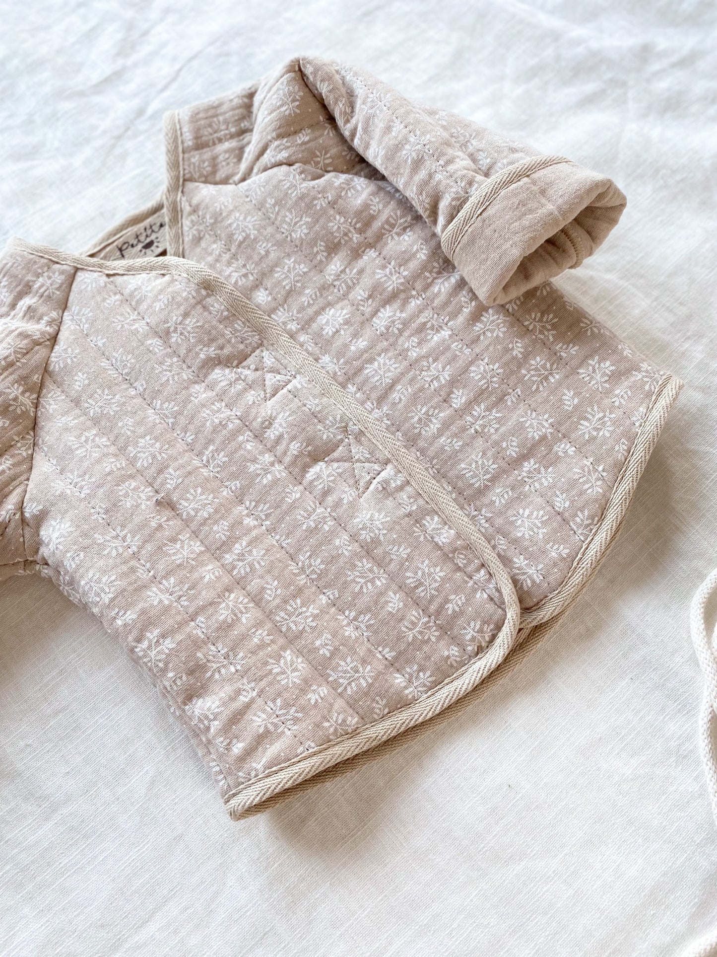 Baby & toddler quilted jacket / muslin branches - beige