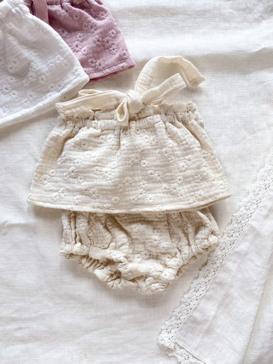 Baby muslin top / embroidered