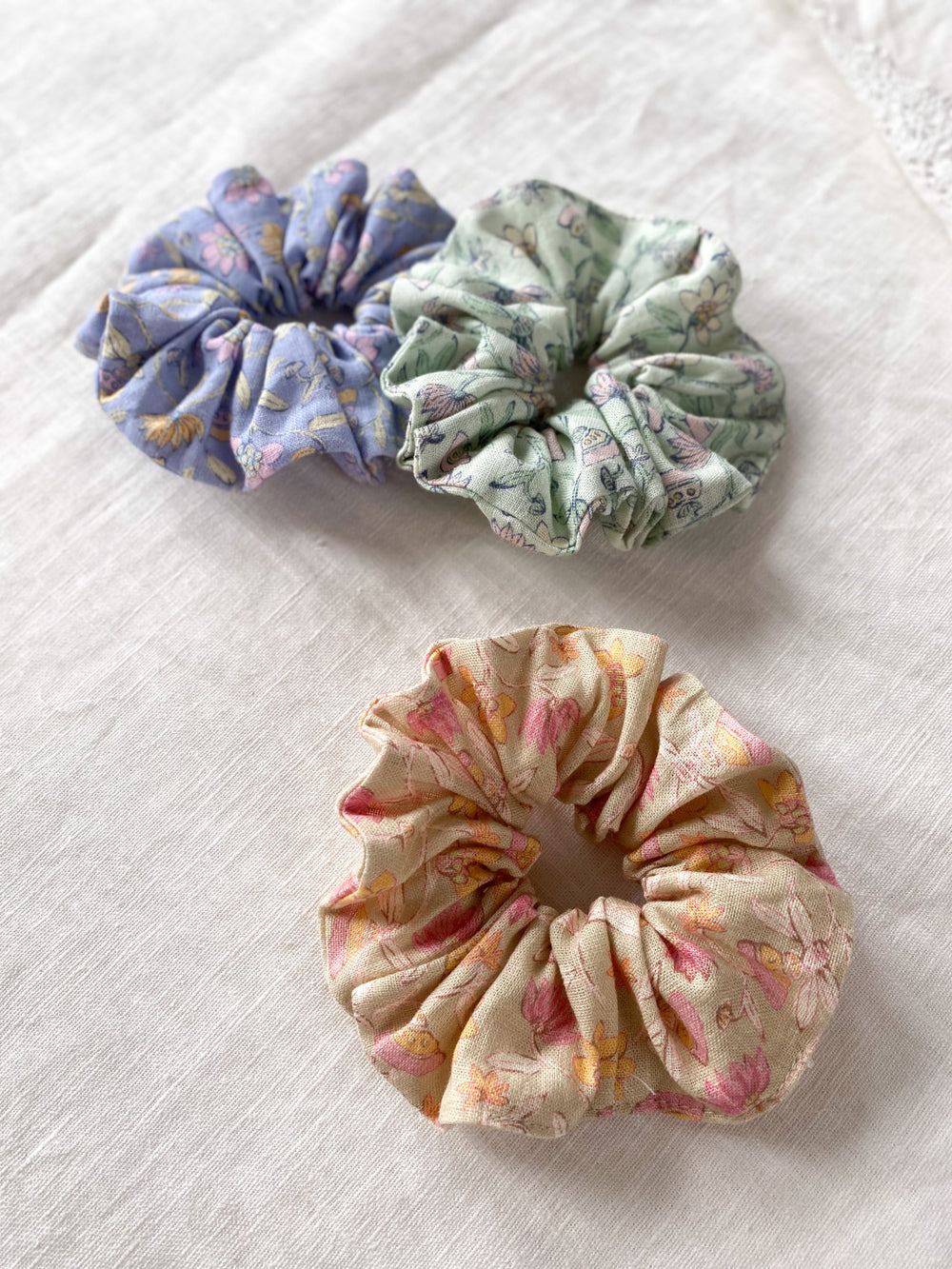 Wide viscose scrunchie