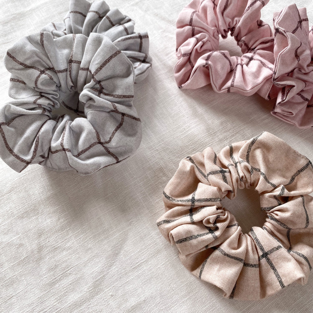 Wide cotton scrunchie