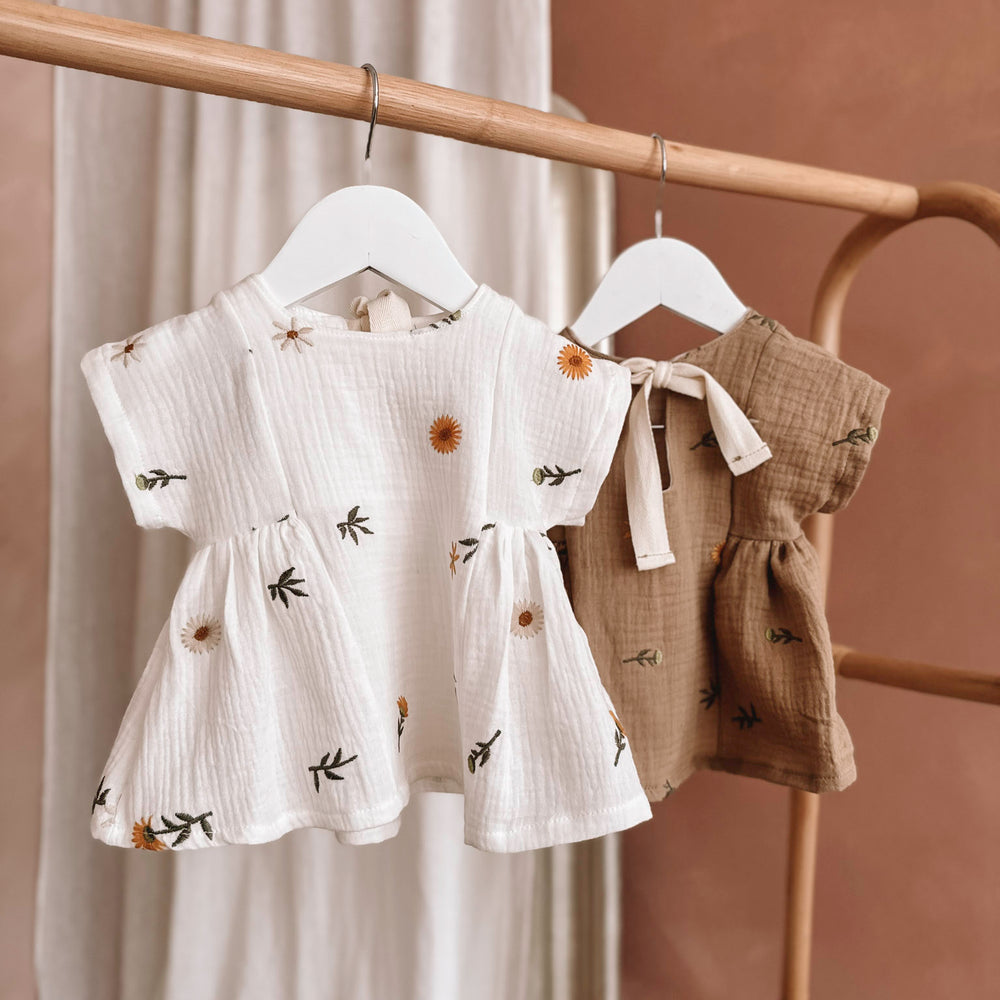 Malia baby dress / embroidered spring floral