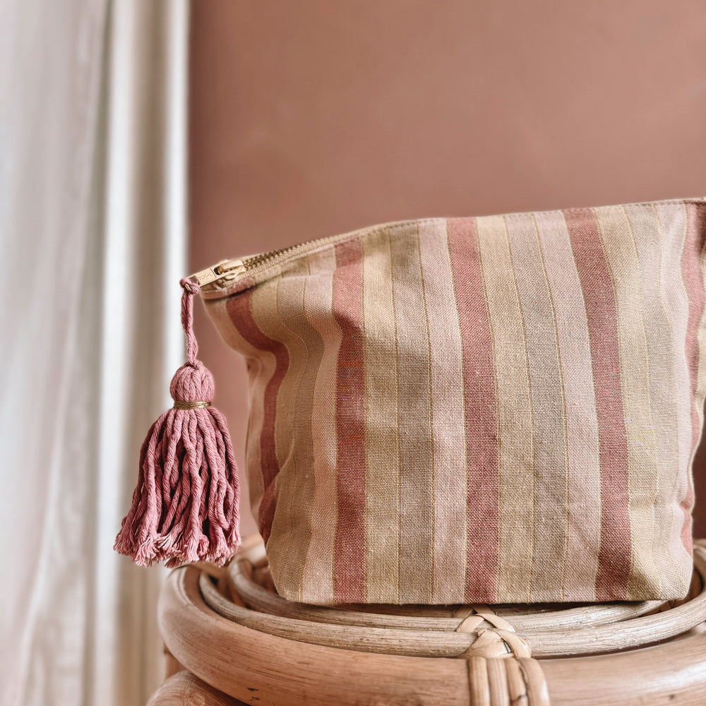 
                      
                        Make up bag / pastel stripes
                      
                    