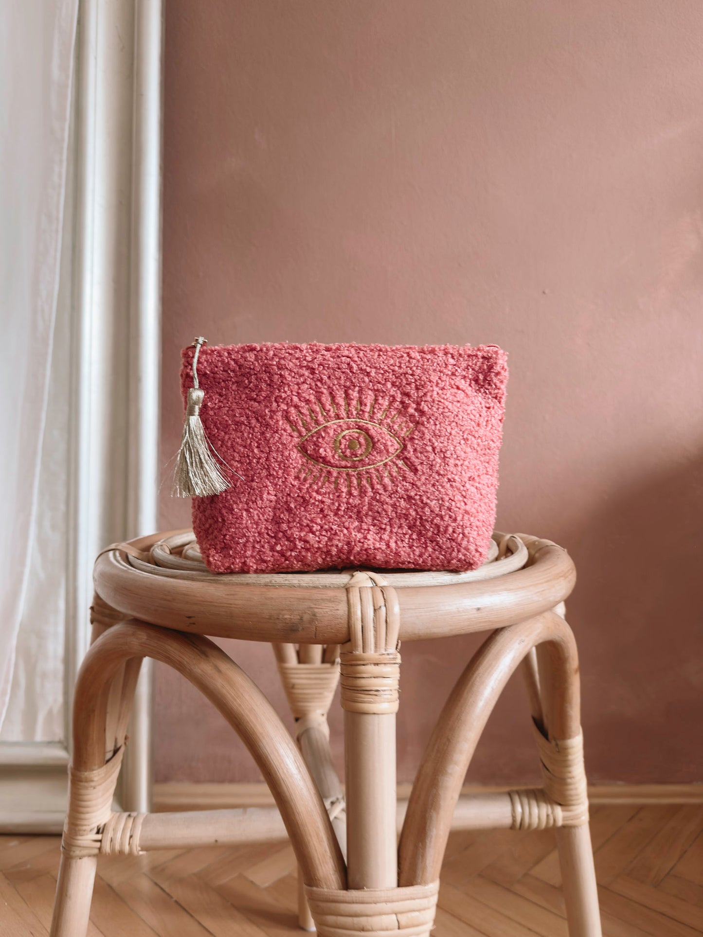 Makeup bag / boucle - bubble gum