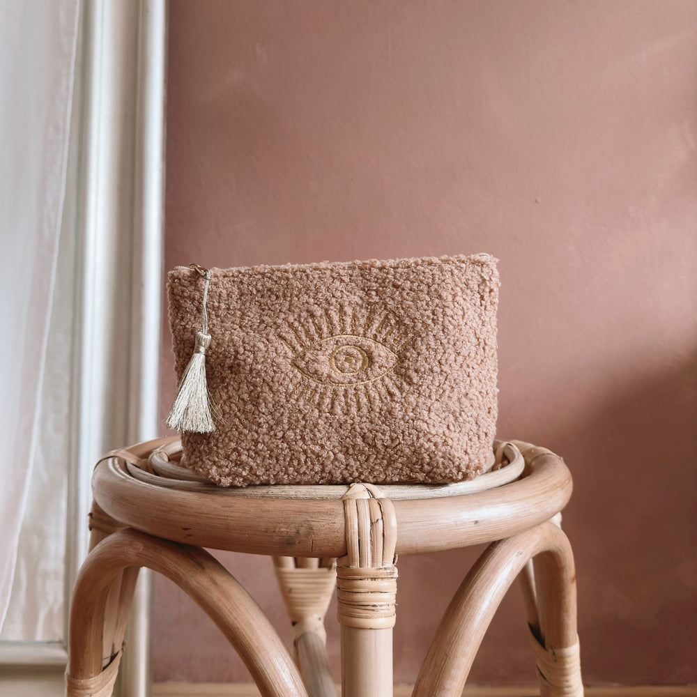 
                      
                        Makeup bag / boucle - tan
                      
                    