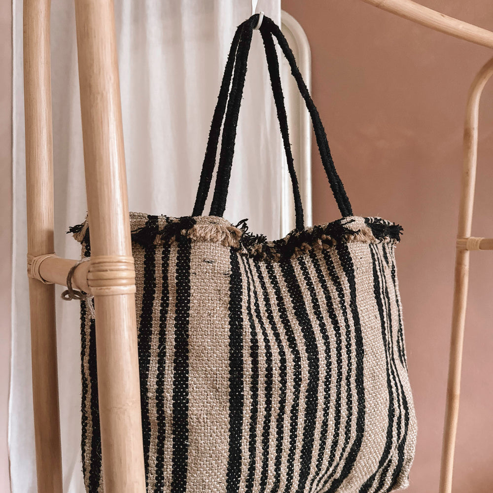 Handwoven striped bag - black