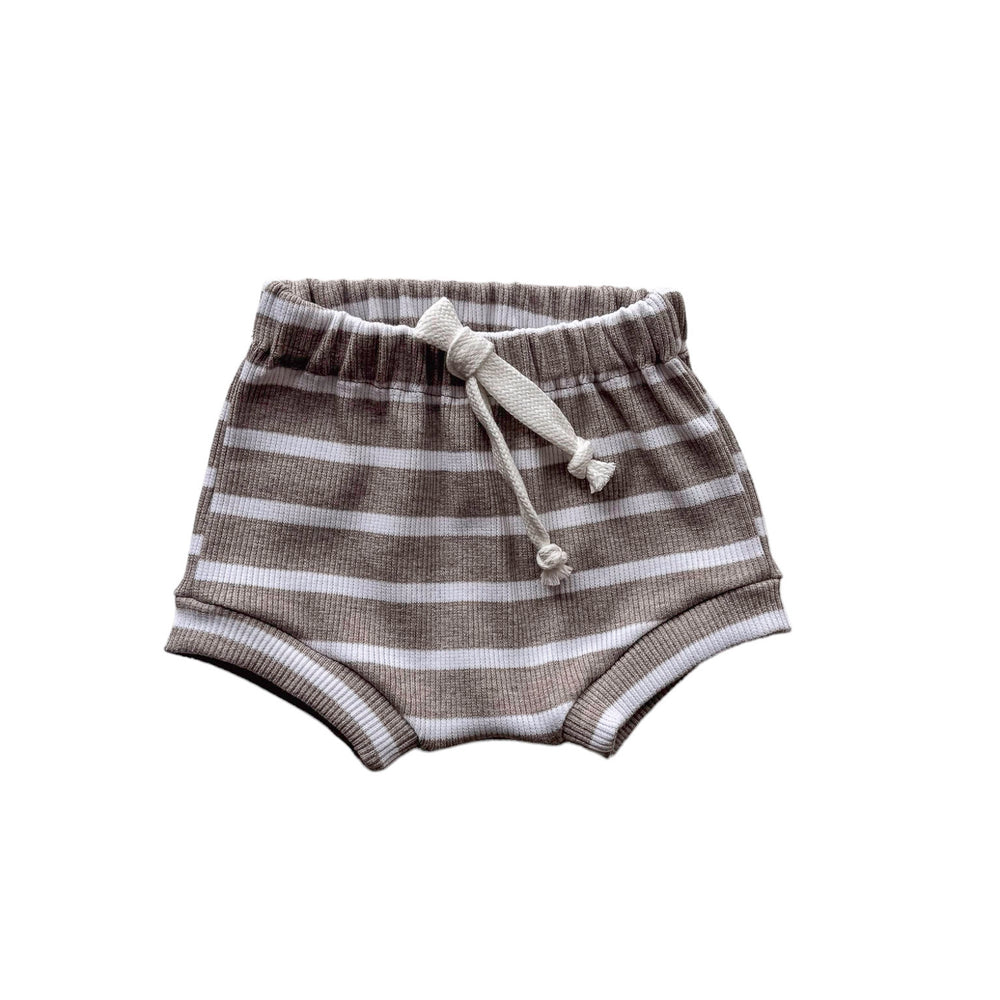 
                      
                        Baby boy shorts / stripes
                      
                    