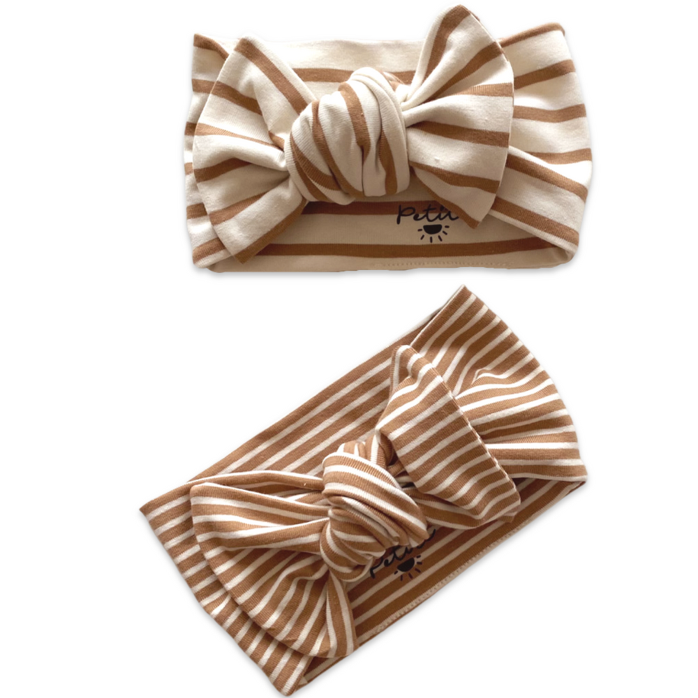 
                      
                        Bow headband / caramel stripes
                      
                    