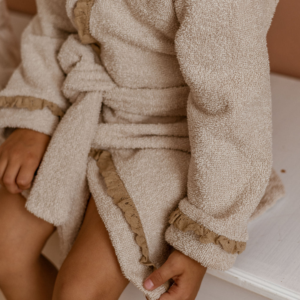 
                      
                        Kids Bathrobe / cotton & lace
                      
                    