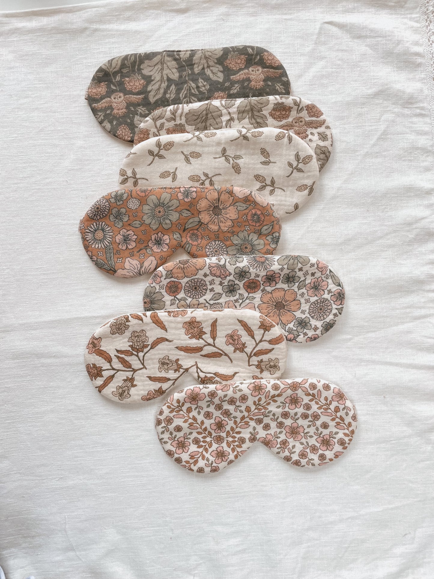 Muslin sleep masks / Ecru Bold Floral