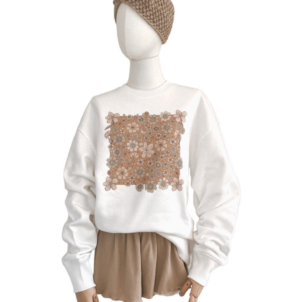 
                      
                        Oversized crewneck / Bold floral caramel / off white
                      
                    