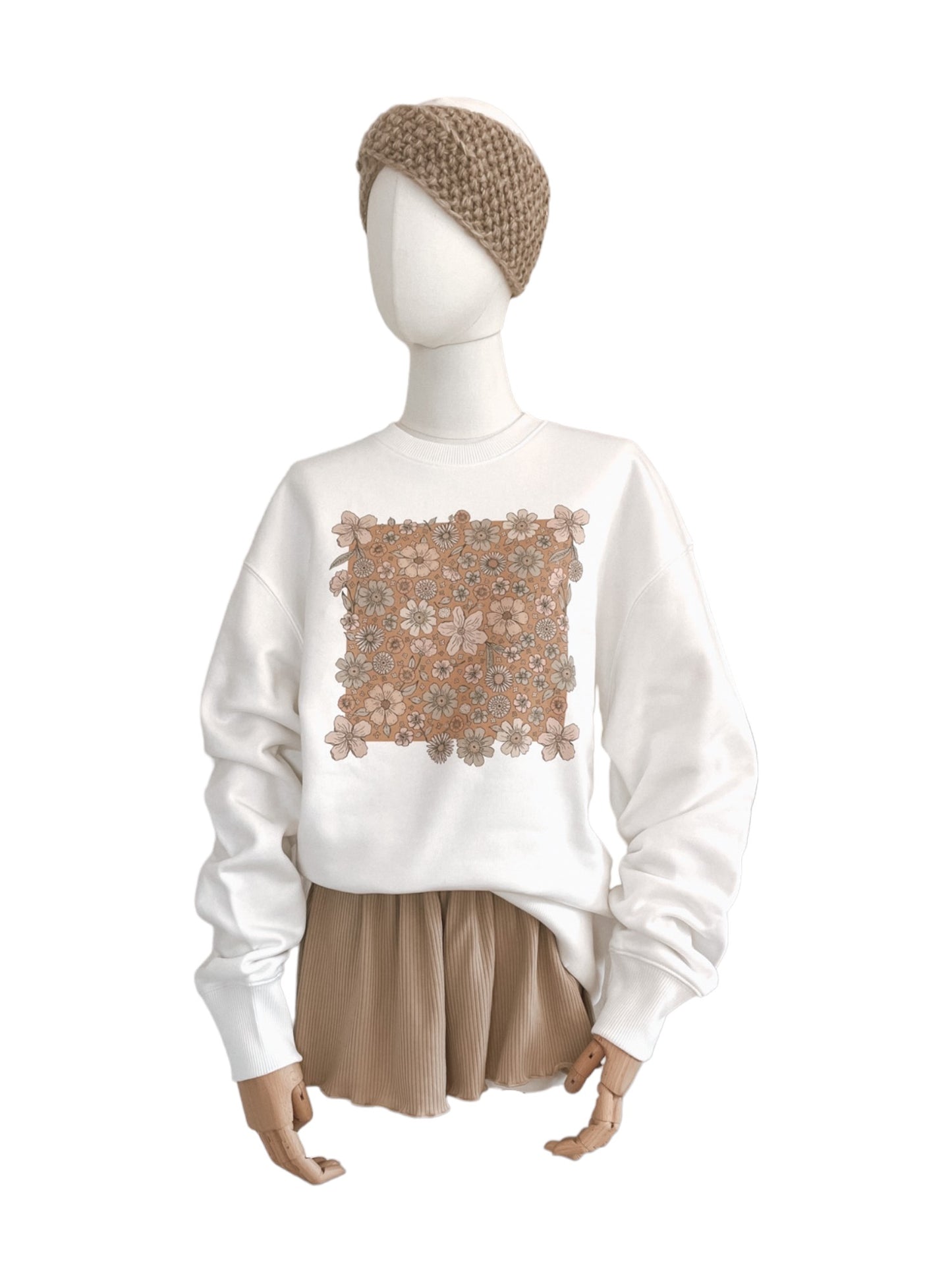 Oversized crewneck / Bold floral caramel / off white