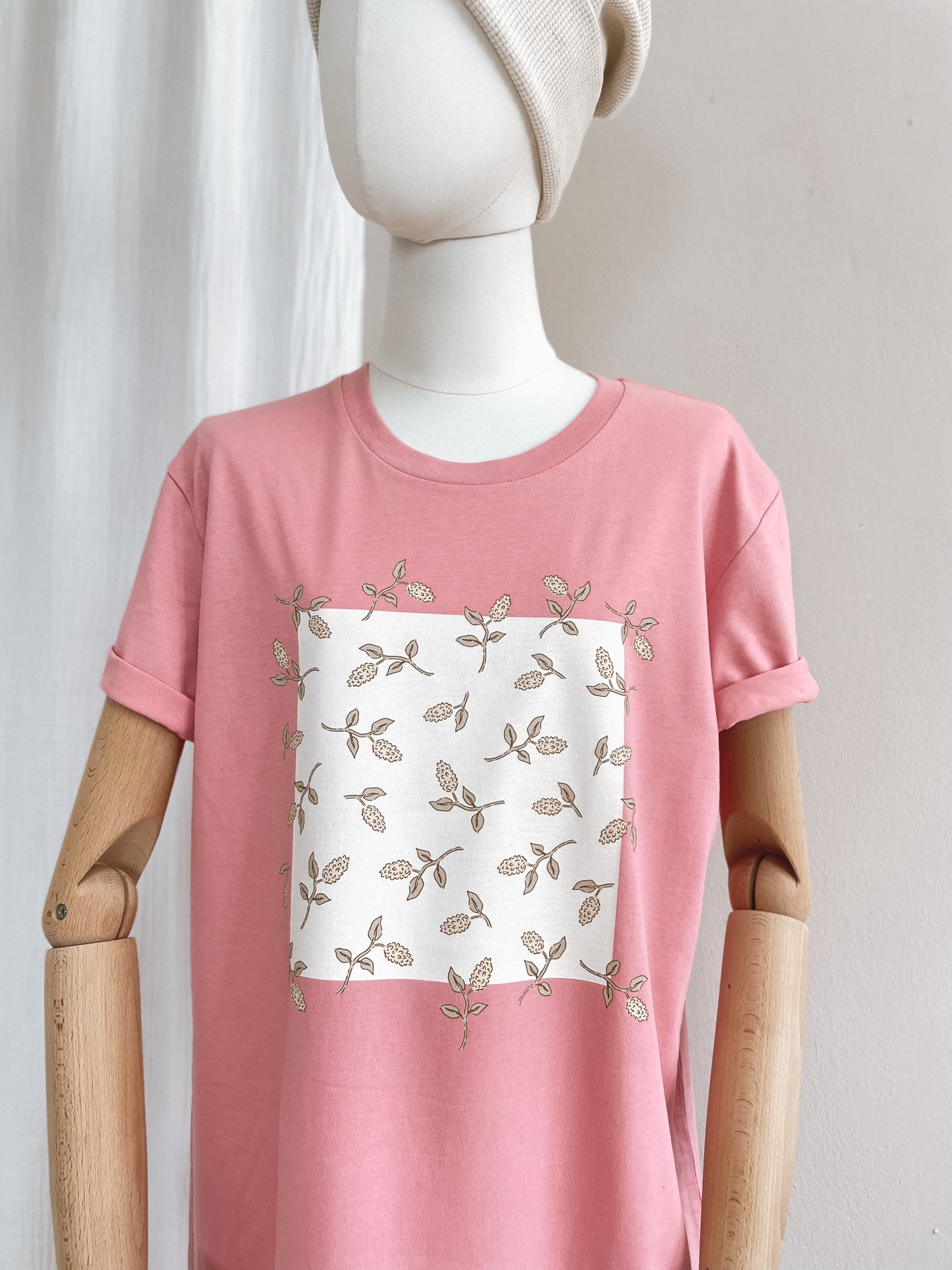 T-shirt dress / just floral / bubble gum