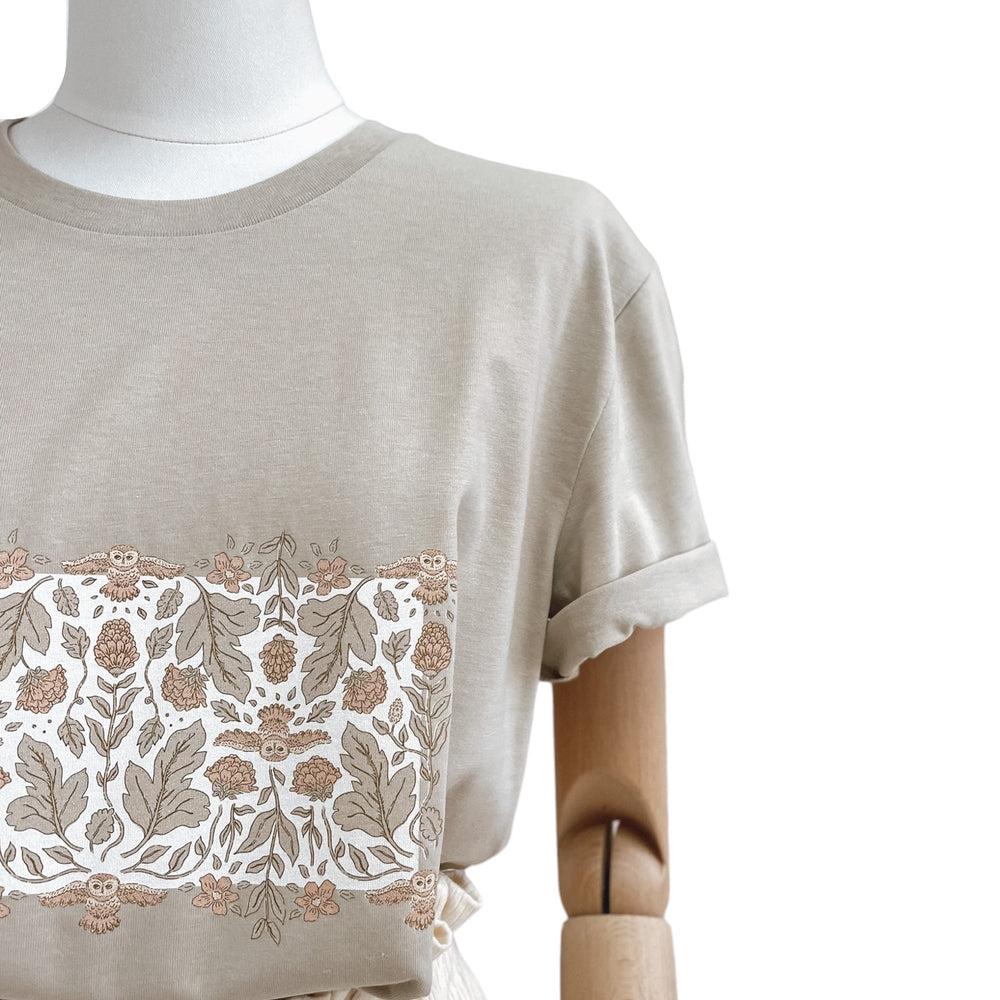 T-shirt / Ecru Botanical owls / sand