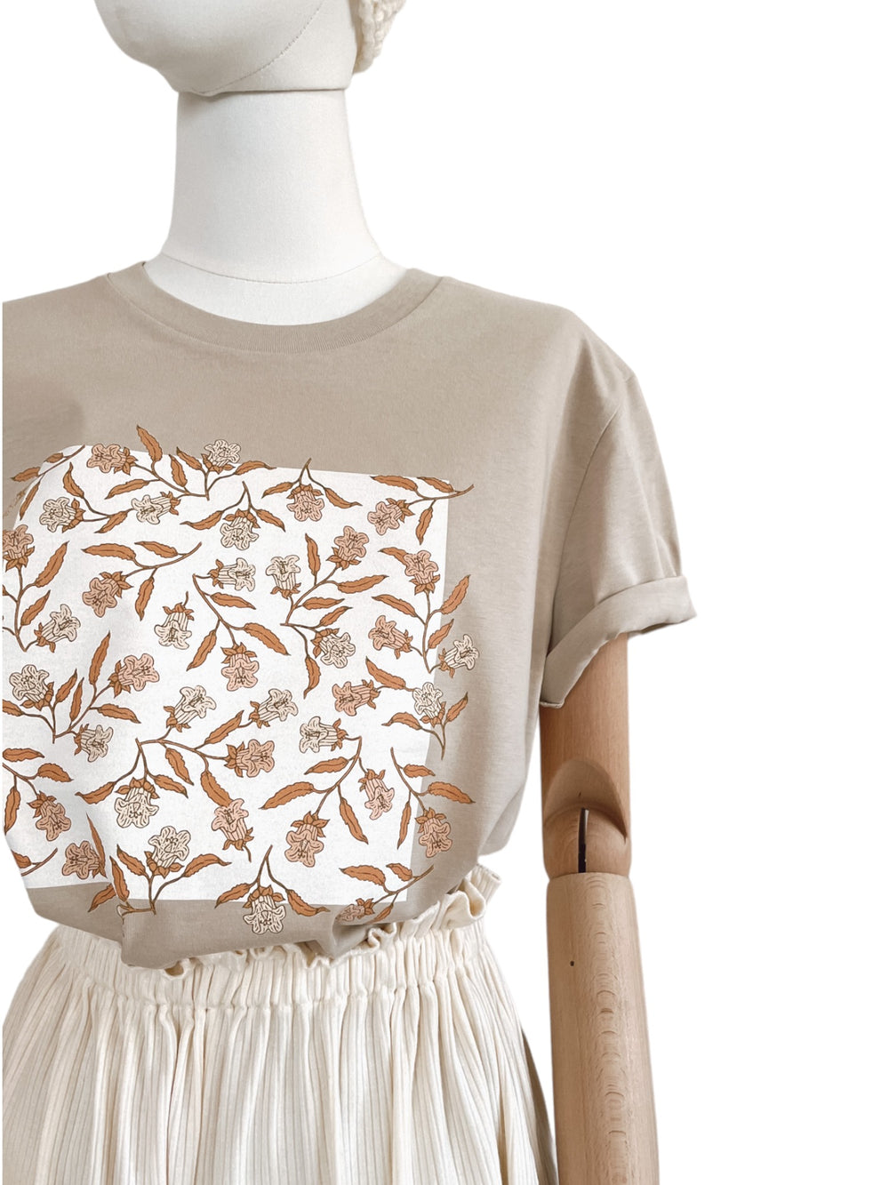 T-shirt / Bell Flowers / sand