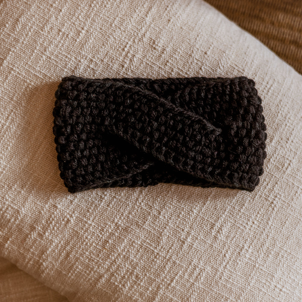 Knitted headband  / Black