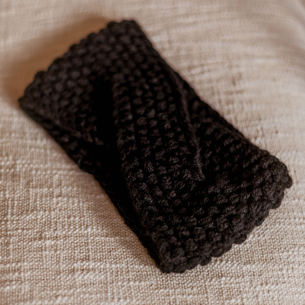 Knitted headband  / Black