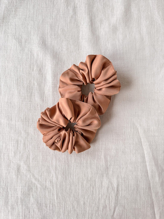 Load image into Gallery viewer, Scrunchie / viscose
