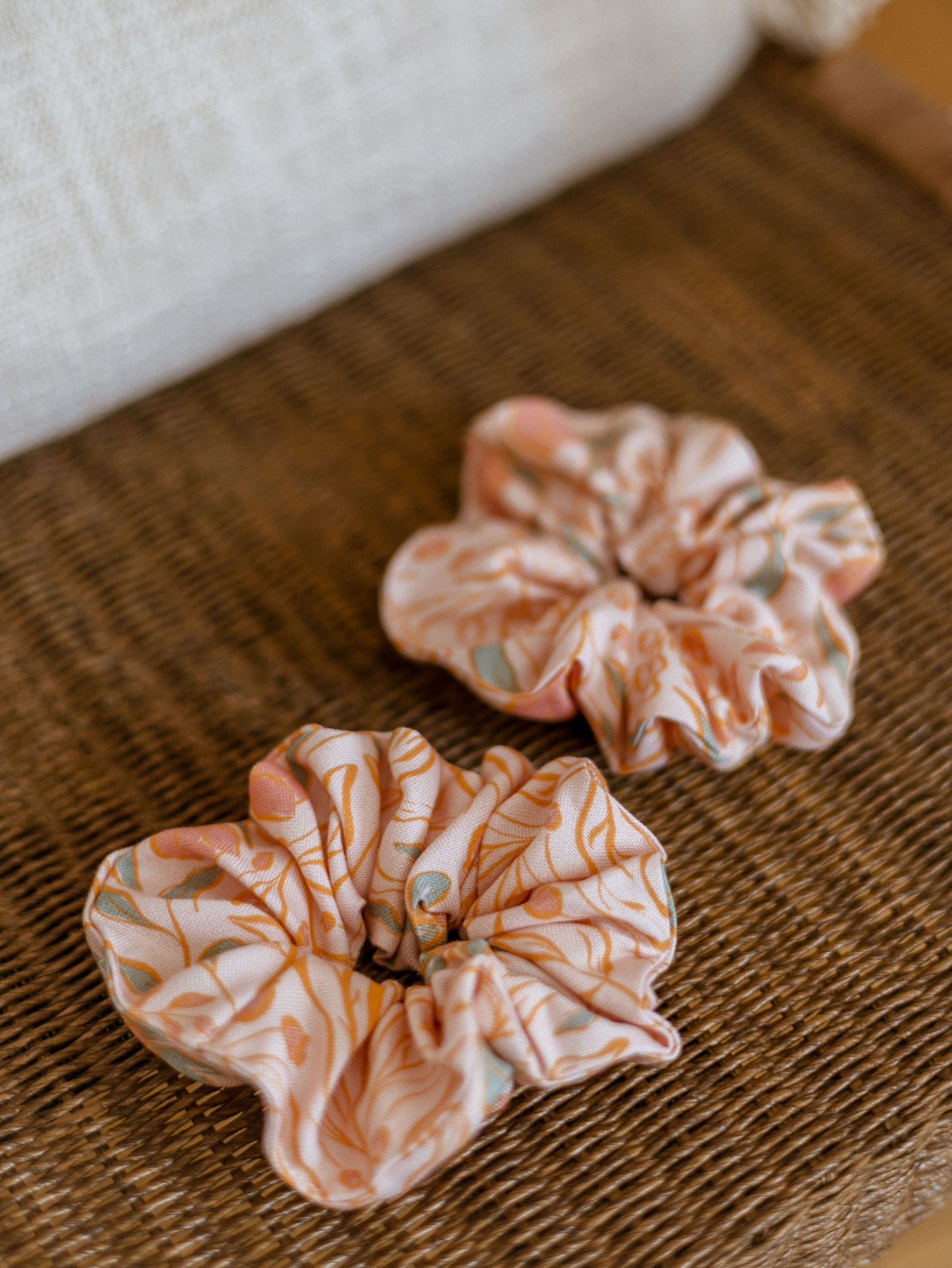 Wide Scrunchie/ rose & turquoise floral