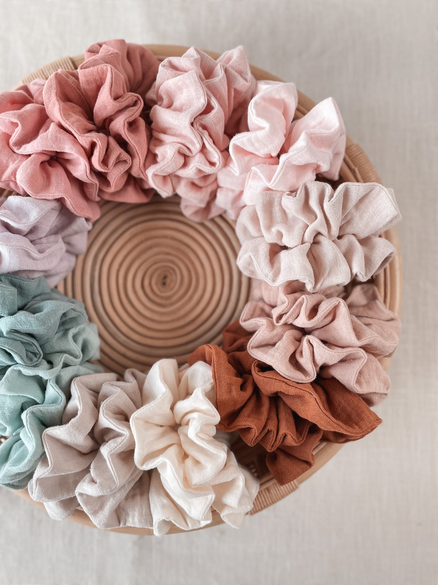 Scrunchie / cotton muslin