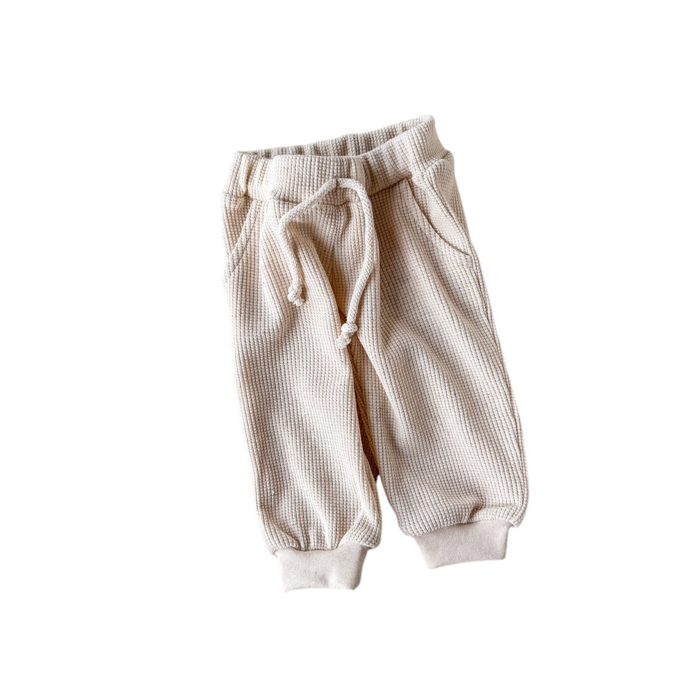 
                      
                        Linen waffle sweatpants
                      
                    