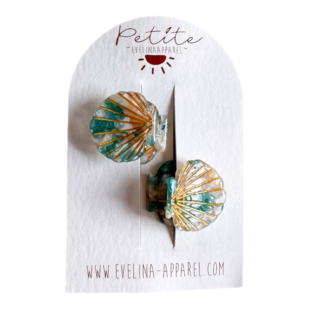 
                      
                        Little seashell hair claws set / emerald
                      
                    