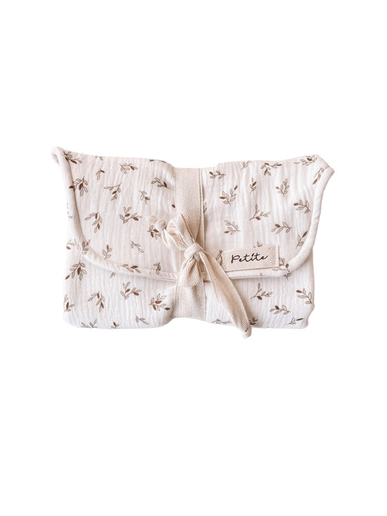 Load image into Gallery viewer, Diaper changing pad / olive branch
