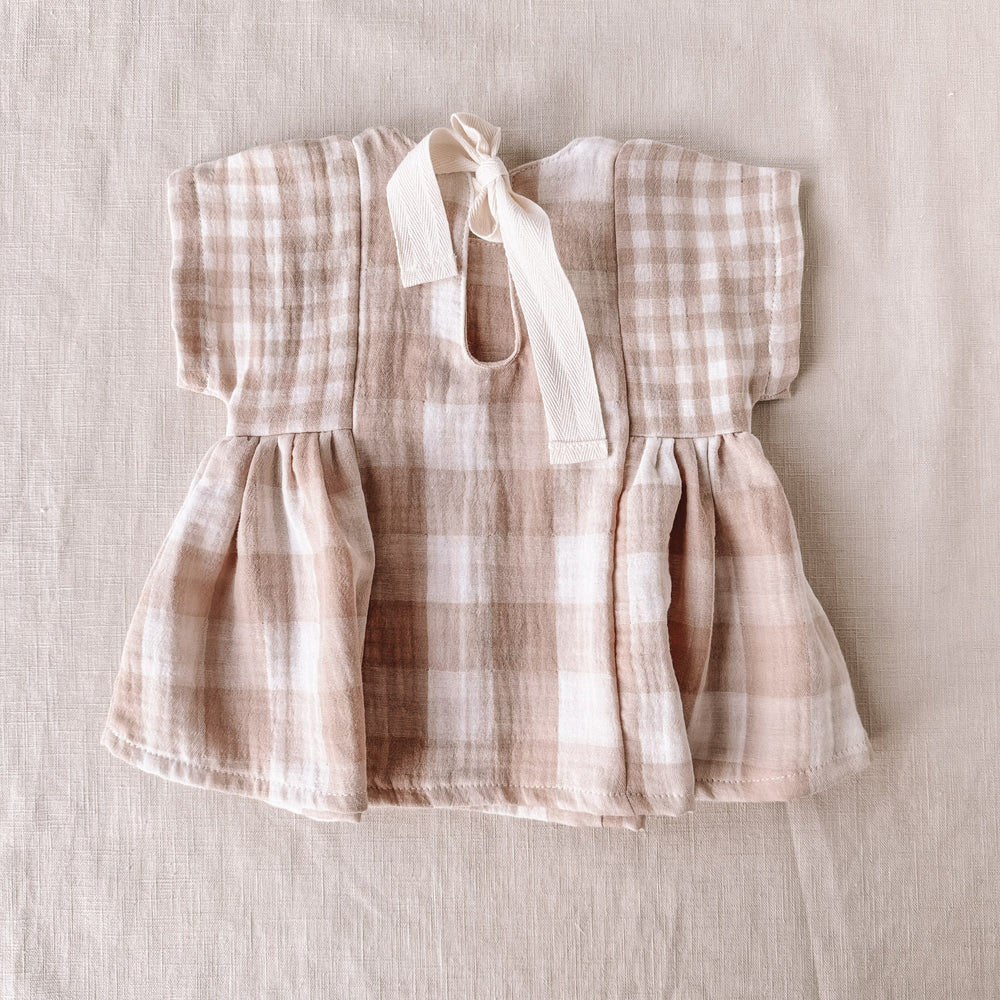 
                      
                        Malia baby dress / gingham
                      
                    