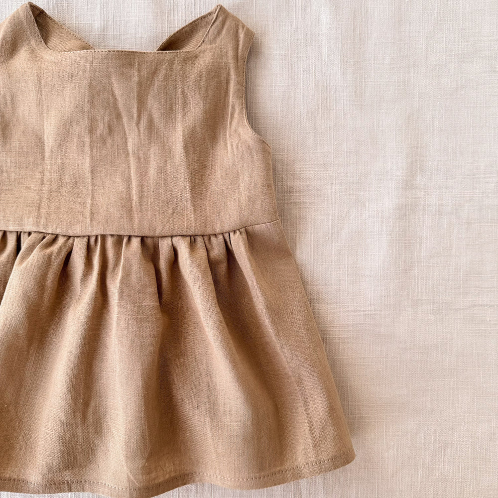 
                      
                        Arabella baby dress / linen - khaki
                      
                    