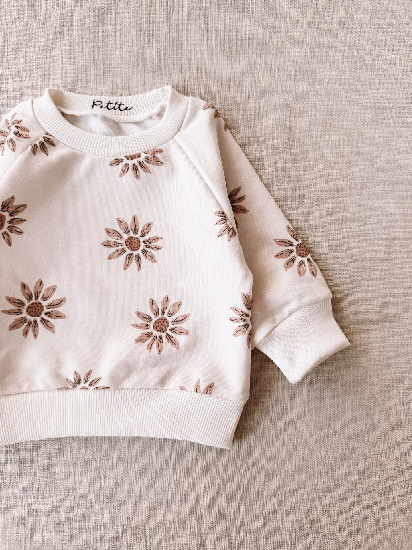 Load image into Gallery viewer, Baby cotton sweatshirt / sunflowers
