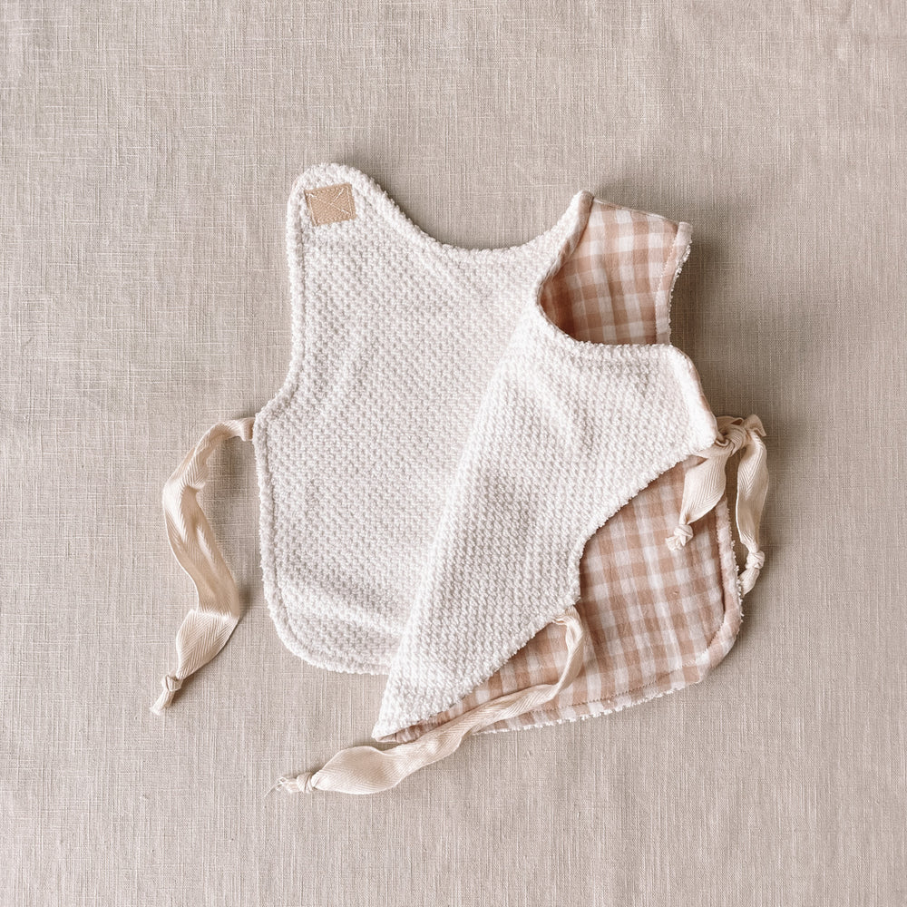 
                      
                        Baby & toddler bib / checkers
                      
                    