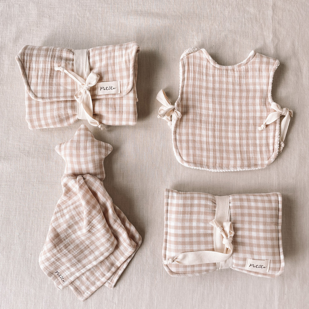 
                      
                        Little star cuddle cloth / checkers
                      
                    